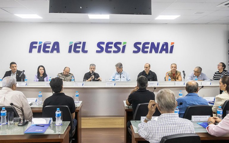 Flávio Saraiva apresenta avanços da segurança pública em encontro na Federação das Indústrias