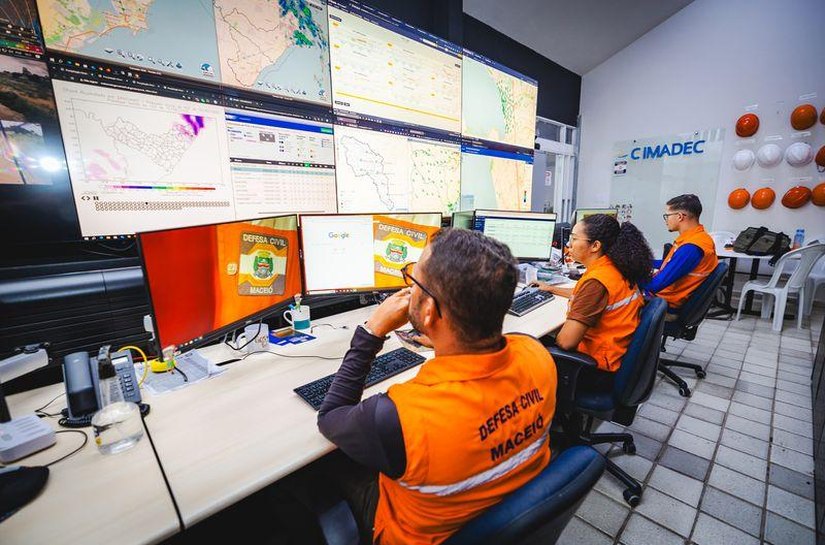 Uso de tecnologia no monitoramento em áreas afetadas pela subsidência traz dados precisos para a gestão de riscos da Defesa Civil de Maceió