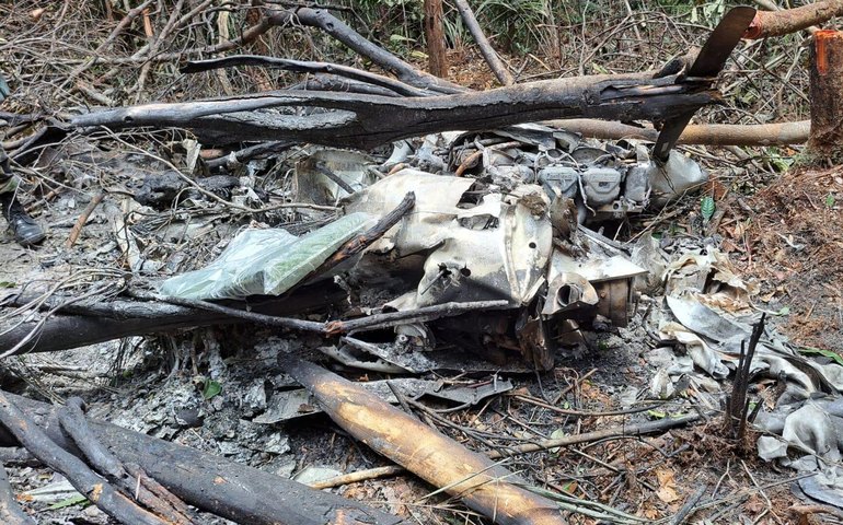 FAB derruba avião com droga na fronteira com a Venezuela; duas pessoas morreram