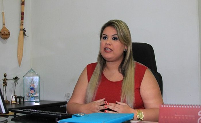 MP ajuíza ação contra Mellina Freitas e pede seu afastamento da Secretaria de Cultura