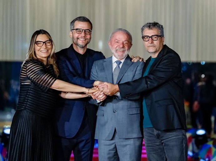 “Sinônimo de orgulho nos principais palcos do mundo”, celebra Lula, após triunfos de O Agente Secreto no Globo de Ouro