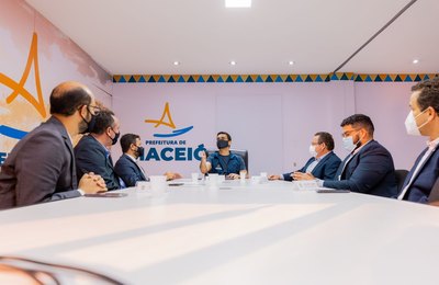 Prefeitura de Maceió e OAB/AL discutem parceria para criação de serviço de assistência judiciária gratuita