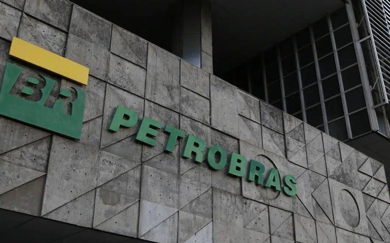 Petrobras faz 1ª importação de gás natural da Argentina