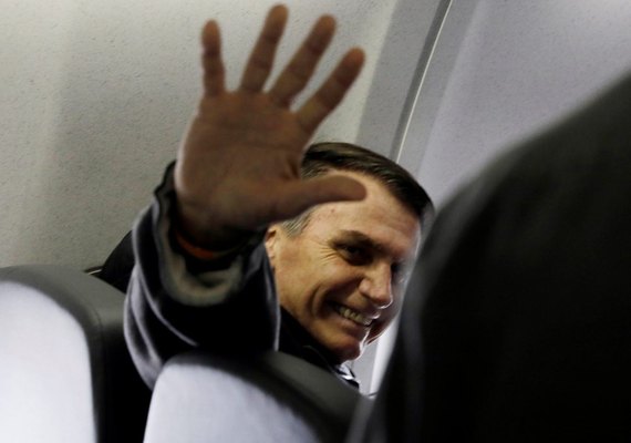 Bolsonaro reitera viagem aos EUA em março e intenção de trazer fábrica da Tesla