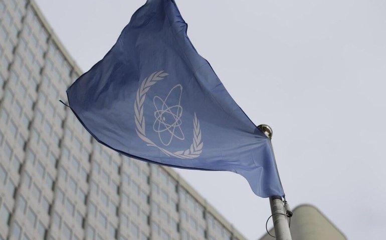 'Contaminação radioativa' é reportada em usina nuclear iraniana