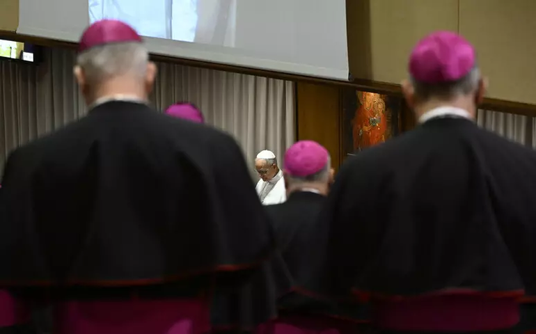 Comissão vaticana denuncia retaliações contra vítimas de abusos