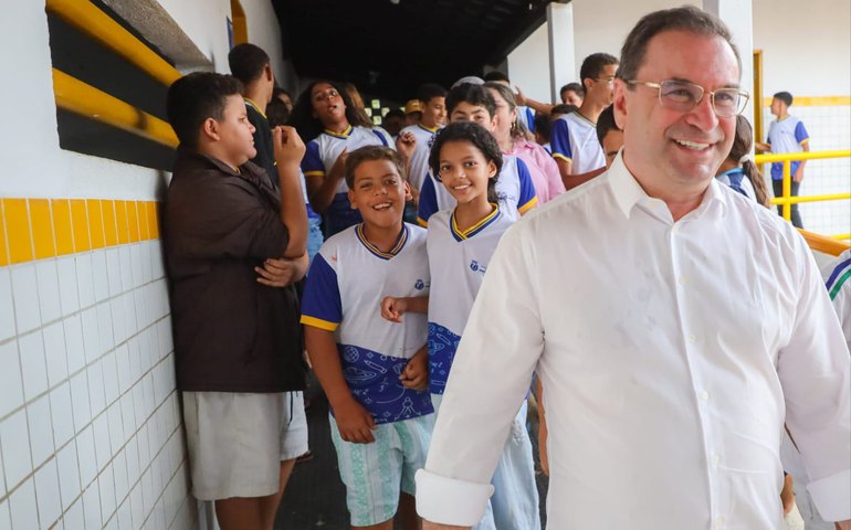 Arapiraca abre 1.623 novas vagas na rede municipal e amplia acesso à Educação