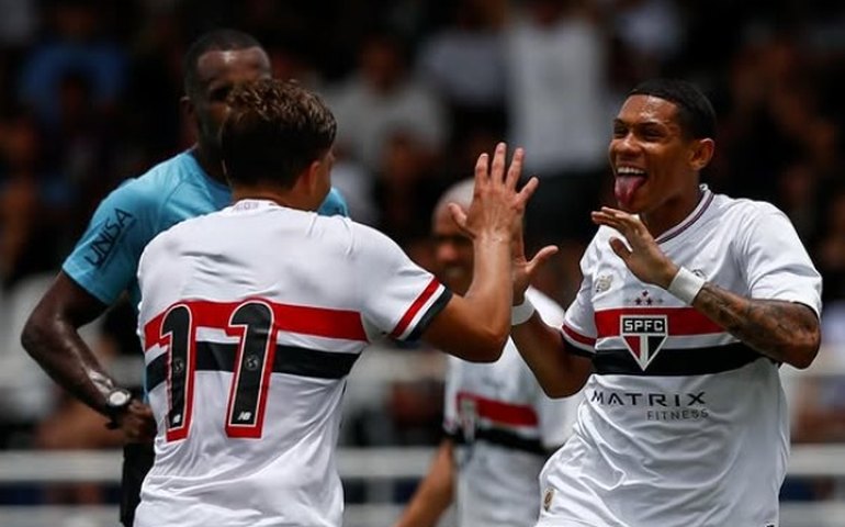 São Paulo bate Maruinense-SE na estreia na Copinha com gol olímpico