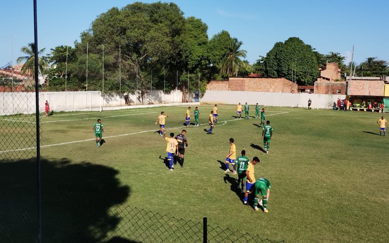 Coruripe vence o Aliança, pela Copa Alagoas, em Barra de Santo Antônio