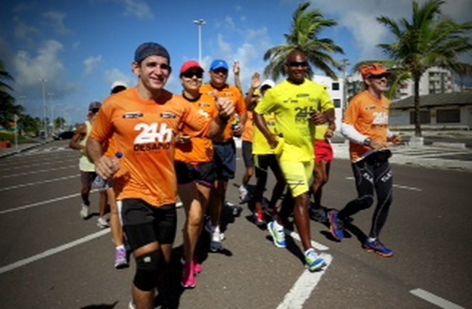 Incentivadores acompanharam a prova do ultramaratonista/ Foto: Reprodução TV Atalaia