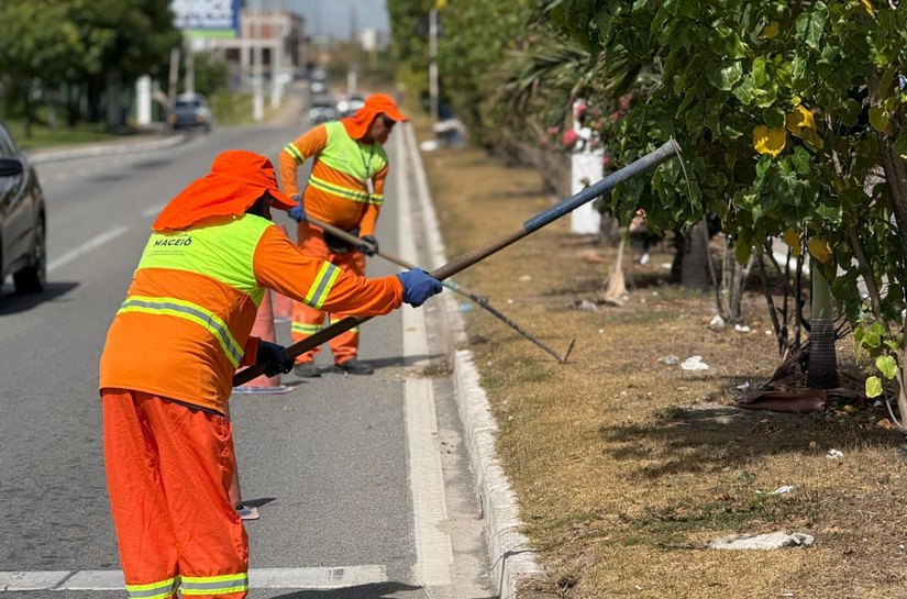 Alurb realiza mutirão de limpeza na parte alta e baixa da cidade