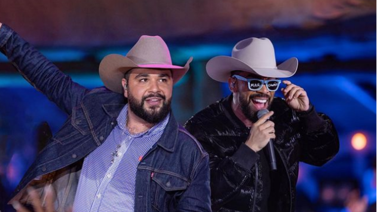 Léo e Raphael postam novos clipes no YouTube