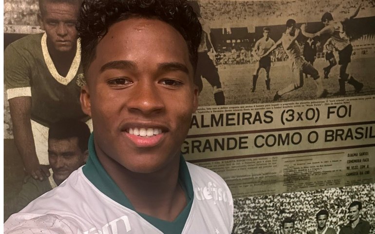 Endrick resolve após 1º tempo ruim e Palmeiras confirma clássico na final do Paulistão