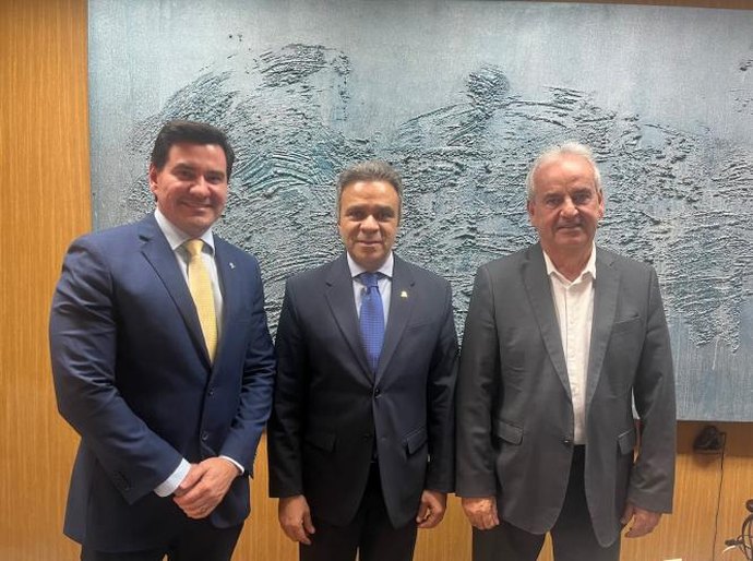 Vice-presidente do TCE/AL recebe visita do presidente da Atricon
