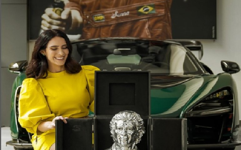Sobrinha de Ayrton Senna prepara exposição com esculturas do piloto criadas a partir de pedido da mãe dele
