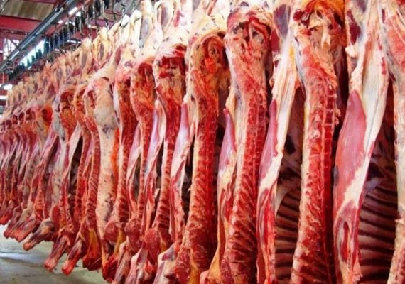 China suspende temporariamente entrada de carne brasileira no país