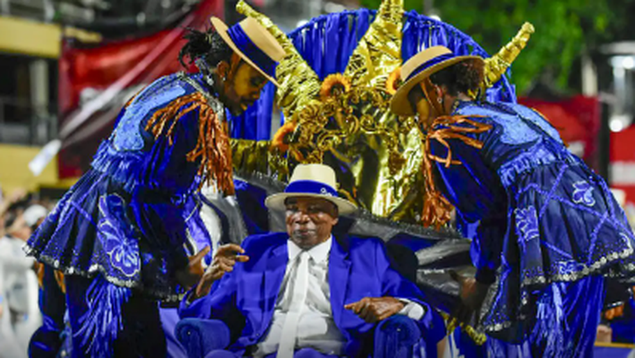 Trem azul da Portela vai levar Milton Nascimento para a Sapucaí