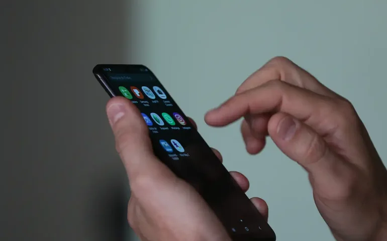 Celular Seguro: governo amplia programa que ajuda a recuperar aparelho roubado