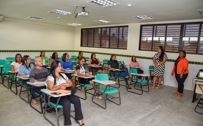 Educação: Prefeitura realiza ciclo de formações com foco na prova Saeb 2023