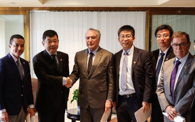 Temer diz a chineses que Brasil está voltando para “o trilho do desenvolvimento”