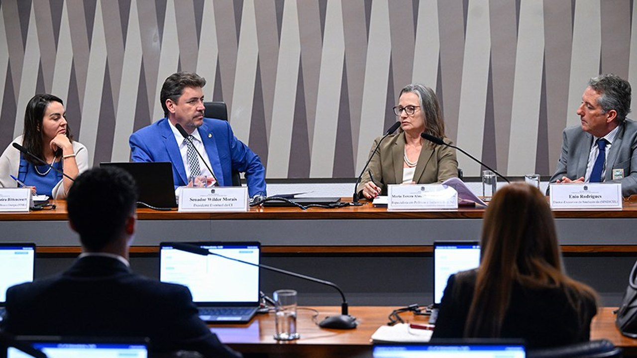 Comissão de Infraestrutura defende duplicação da BR-070 em visita a Mato Grosso