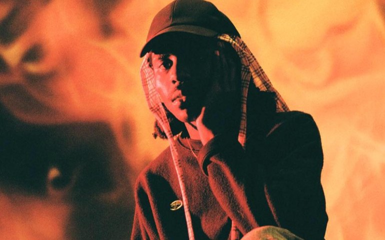 Lollapalooza: Blood Orange transita do R&B ao pop experimental em show com instrumental exuberante