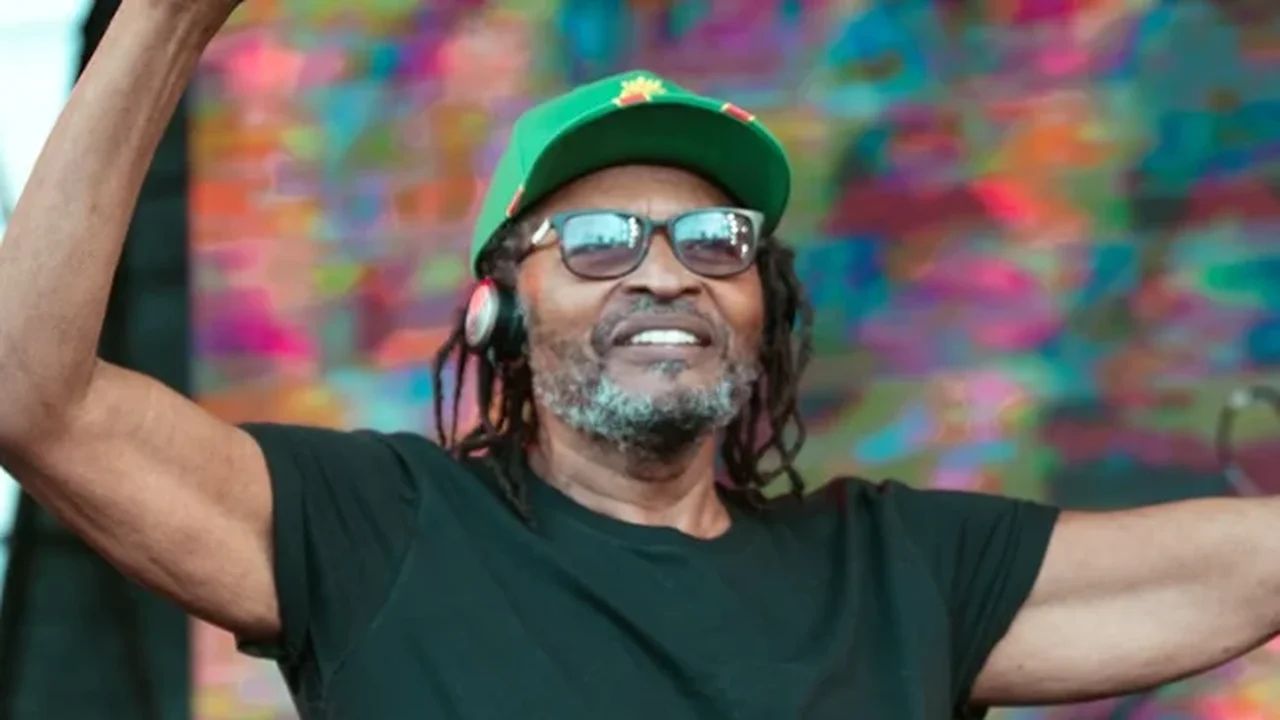 'Profeta do Reggae': Quem é Edson Gomes, músico acusado de agressão por Daniela Mercury