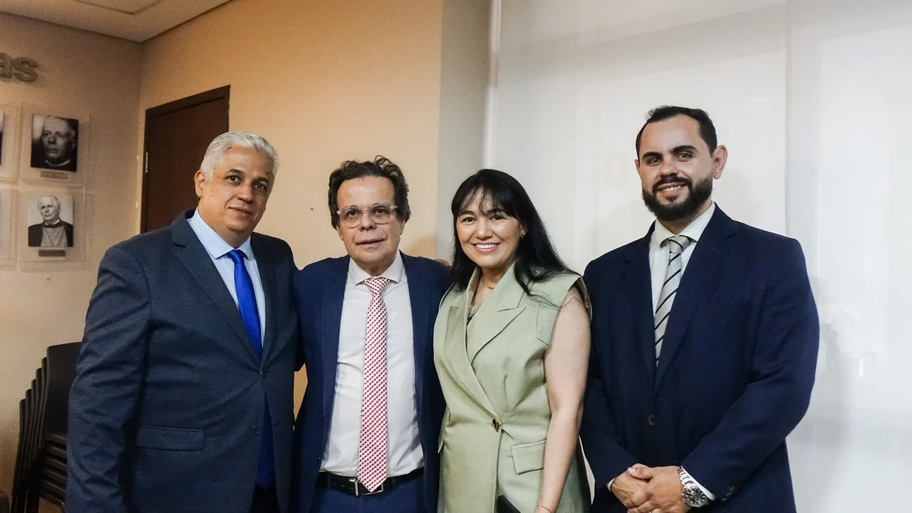 Convênio com TJAL e Esmal amplia acesso de alunos a cursos, pesquisa e atividades acadêmicas