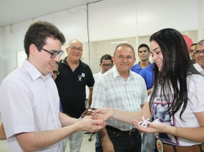 Laço Branco mobiliza Arapiraca contra a violência em mulheres