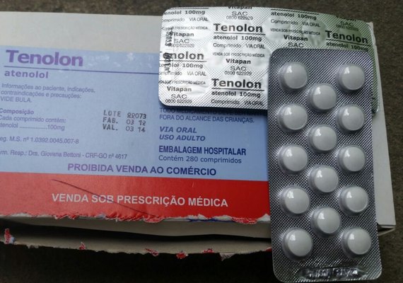 FPI flagra centenas de medicamentos vencidos no centro de saúde de Feira Grande