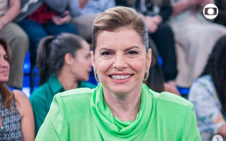Altas Horas de hoje traz Débora Bloch e Alceu Valença entre convidados
