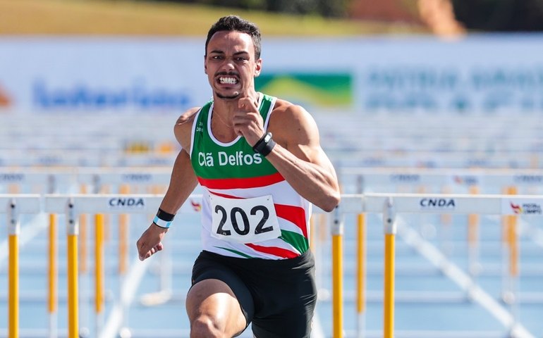 Rafael Pereira lidera geração mais rápida do Brasil nos 110m com barreiras