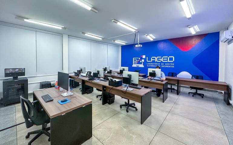 Com investimentos do Governo de Alagoas, Laboratório de Gestão Eletrônica de Documentos da Ufal é inaugurado