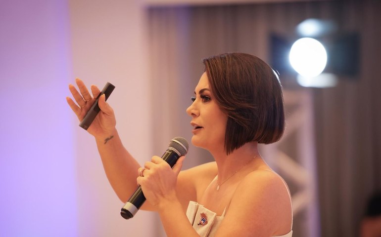 Michelle Bolsonaro alfineta Lula e Janja: 'Casalzinho que demoniza Israel'