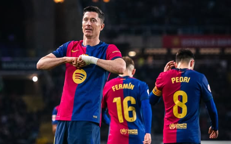 Barcelona bate o Osasuna em jogo adiado por morte de médico e abre 3 pontos no topo do Espanhol