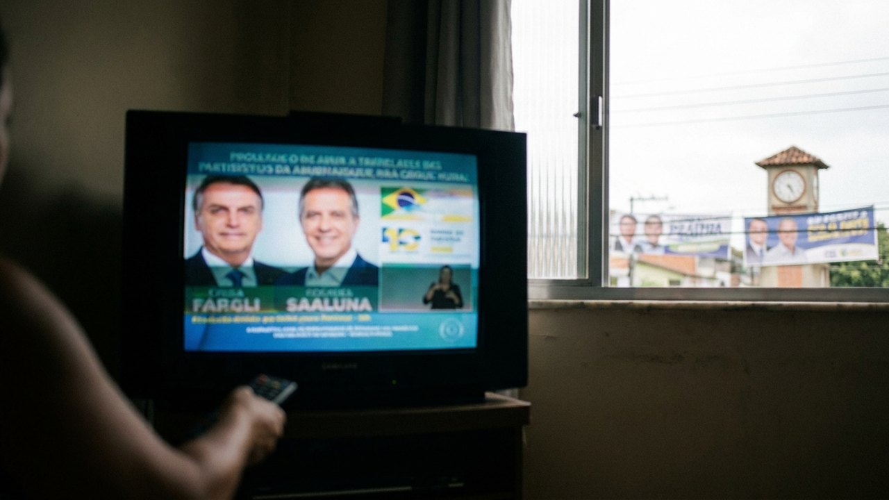 Prazo para propaganda partidária gratuita termina nesta terça-feira