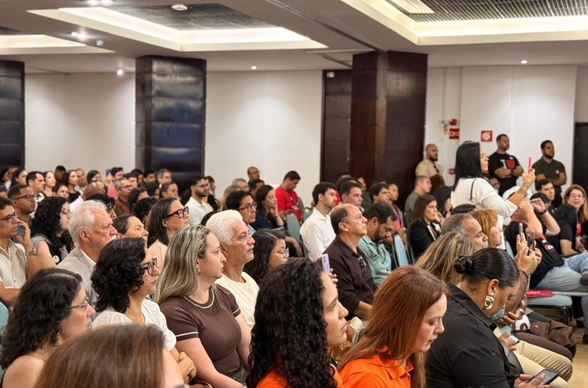 Famílias recebem certificados do Minha Casa é Massa e ficam mais perto de realizar sonho da casa própria em Maceió