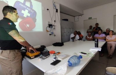 Profissionais da Cidade da Pessoa Idosa aprendem técnicas de primeiros socorros
