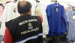 Todos os produtos devem estar precificados (Fotos: Ascom/Procon)