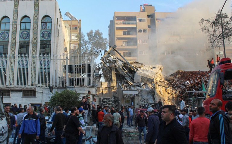 Em meio a ataques, Síria pede que militares de Israel deixem o país