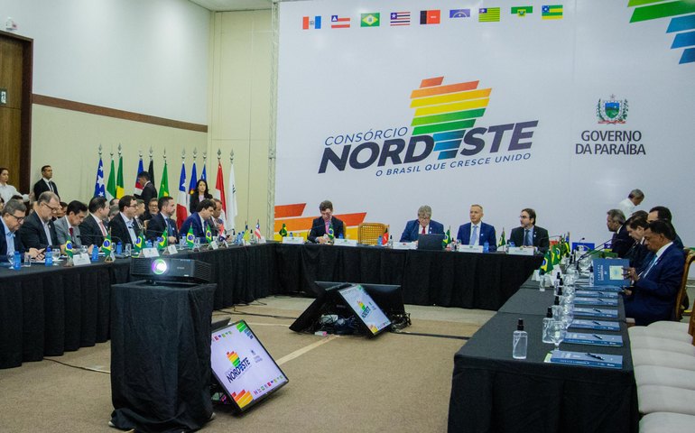 Paulo Dantas defende a criação do IVA durante reunião sobre Reforma Tributária