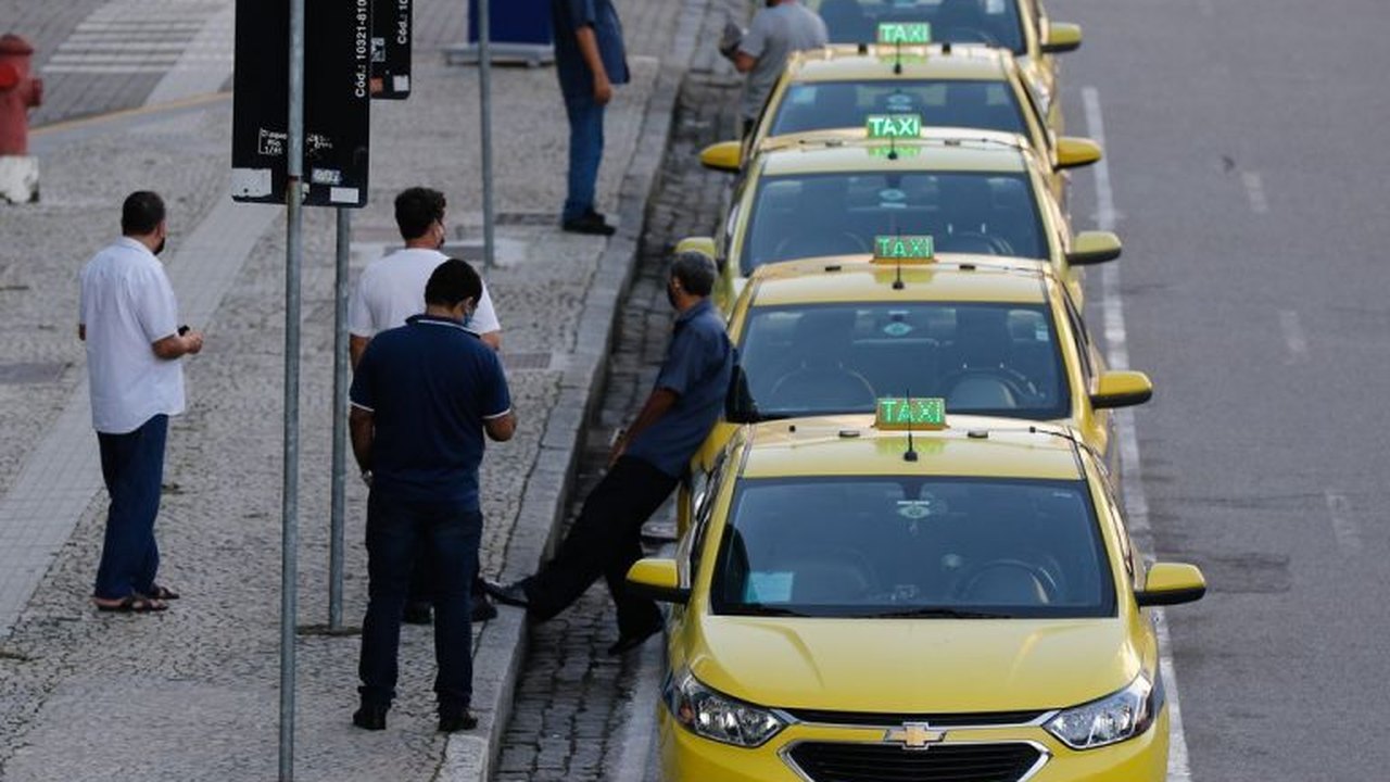 Corridas e cadastro: veja as regras para motoristas de app e taxistas financiarem veículos no Move Brasil