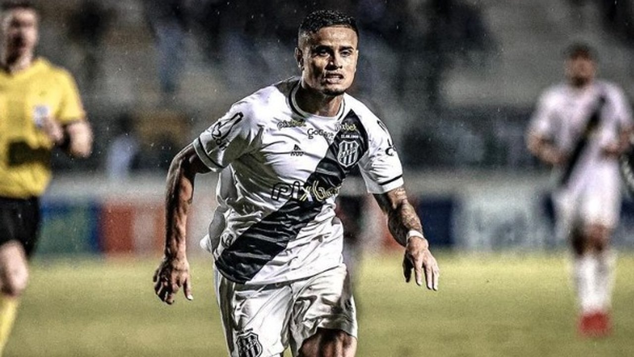 Everton, ex-Flamengo e Grêmio, negocia rescisão e deve deixar a Ponte Preta