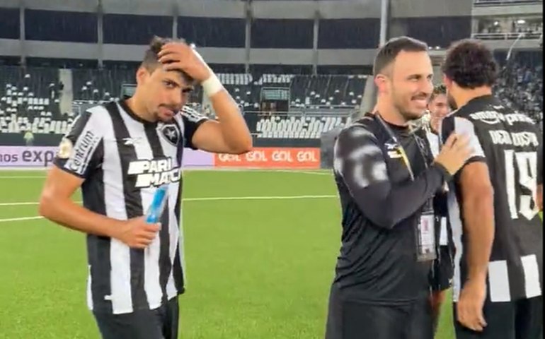 Com 2 de Diego Costa, Botafogo faz 3 a 0 em cima do Bahia e vence pela 16ª vez no Brasileiro