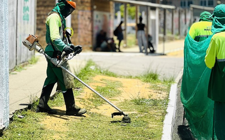 Conjunto Medeiros Neto é beneficiado com mutirão de serviços da Alurb