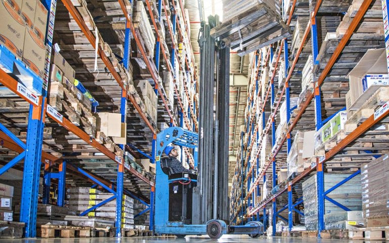 Sob ameaça, varejistas fogem da ‘zona de conforto’ com aquisições bilionárias