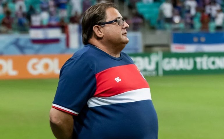 Bahia demite Guto Ferreira após 3ª derrota seguida em casa