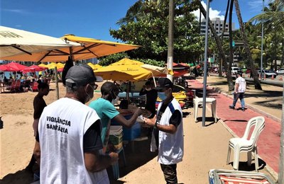 Vigilância Sanitária realiza ações educativas de combate à Covid-19