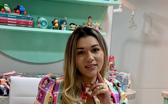Odontopediatra Lídia Lisboa, a “Tia Lídia”, alerta para sinais de infecção e orienta pais sobre quando buscar atendimento imediato