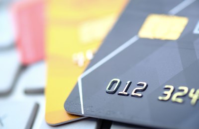 Mesmo com pix, cartões com benefícios exclusivos crescem 65% em Alagoas, aponta Sicredi